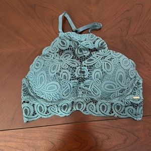 Beautiful VS Pink high chested lace Push up bra Brand New with tags!!